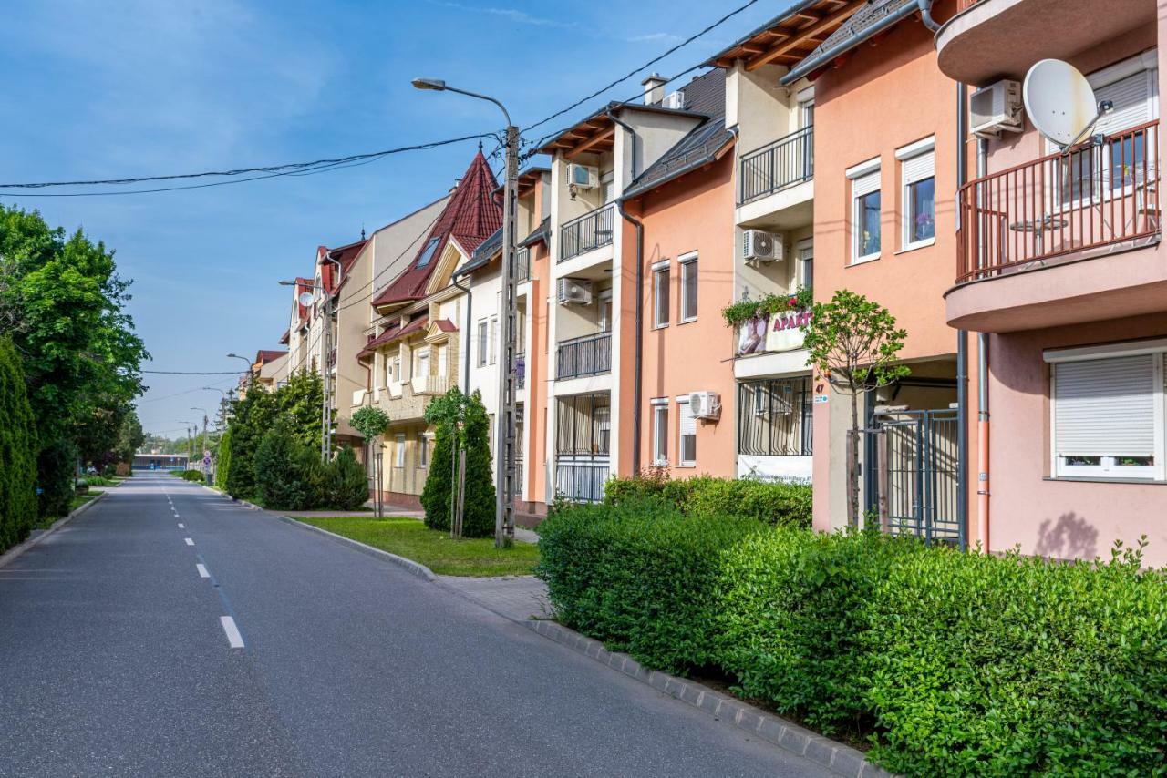 Bella Apartments No1 Hajdúszoboszló Exterior foto